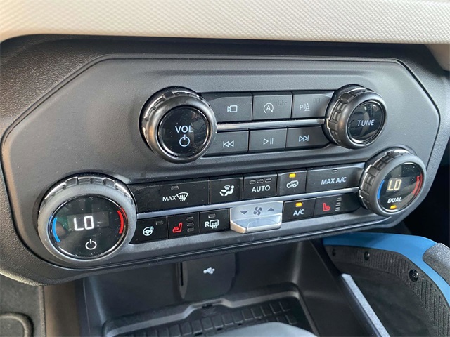 2024 Ford Bronco Wildtrak photo 13