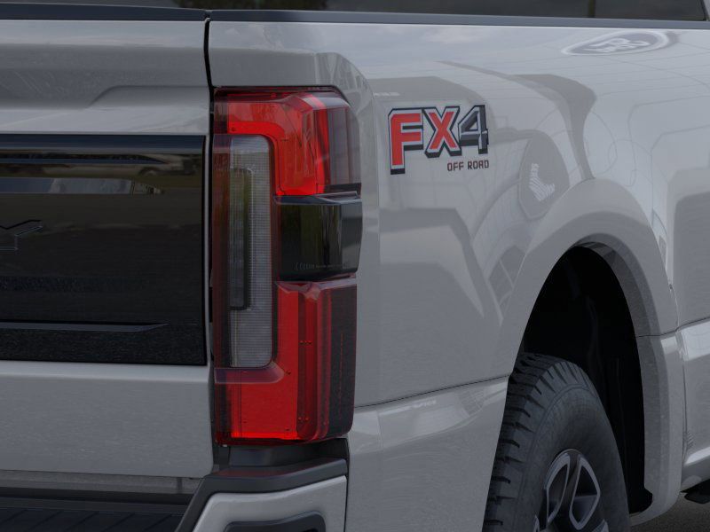 2025 Ford F-350 photo 17