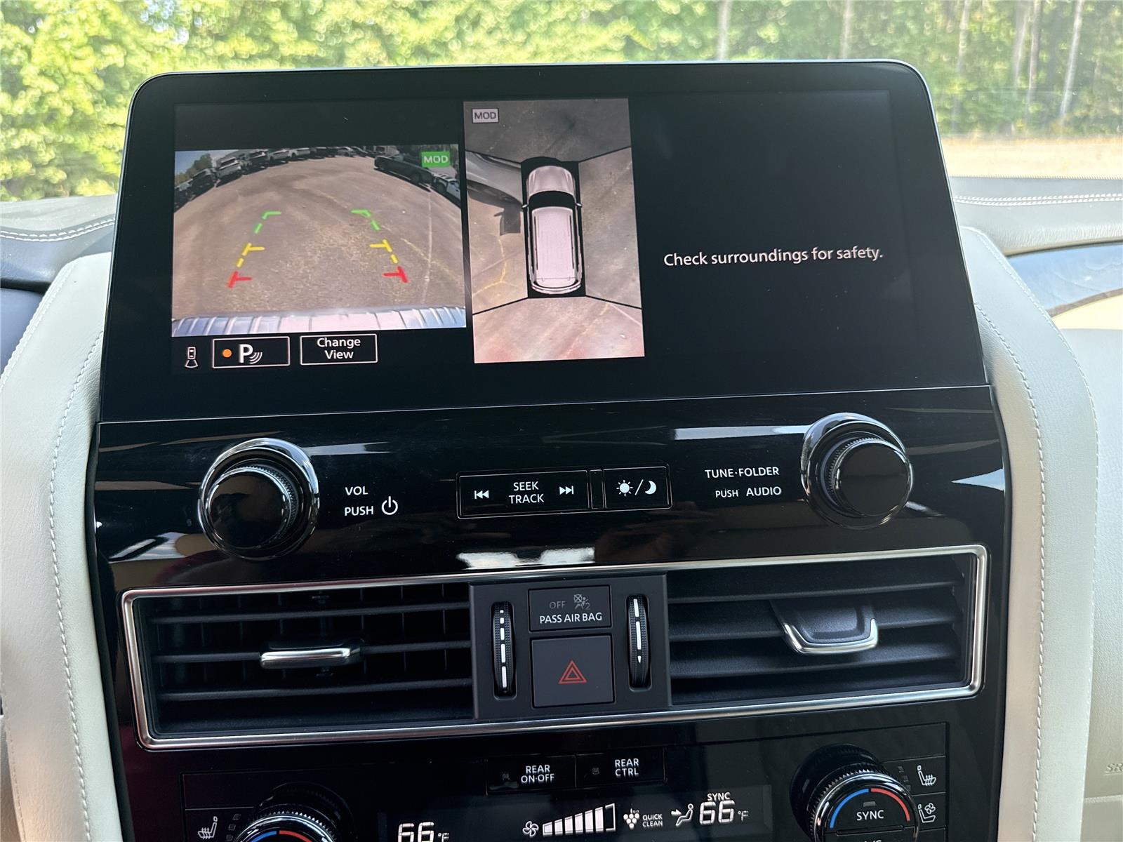 2022 Infiniti QX80 Sensory photo 15