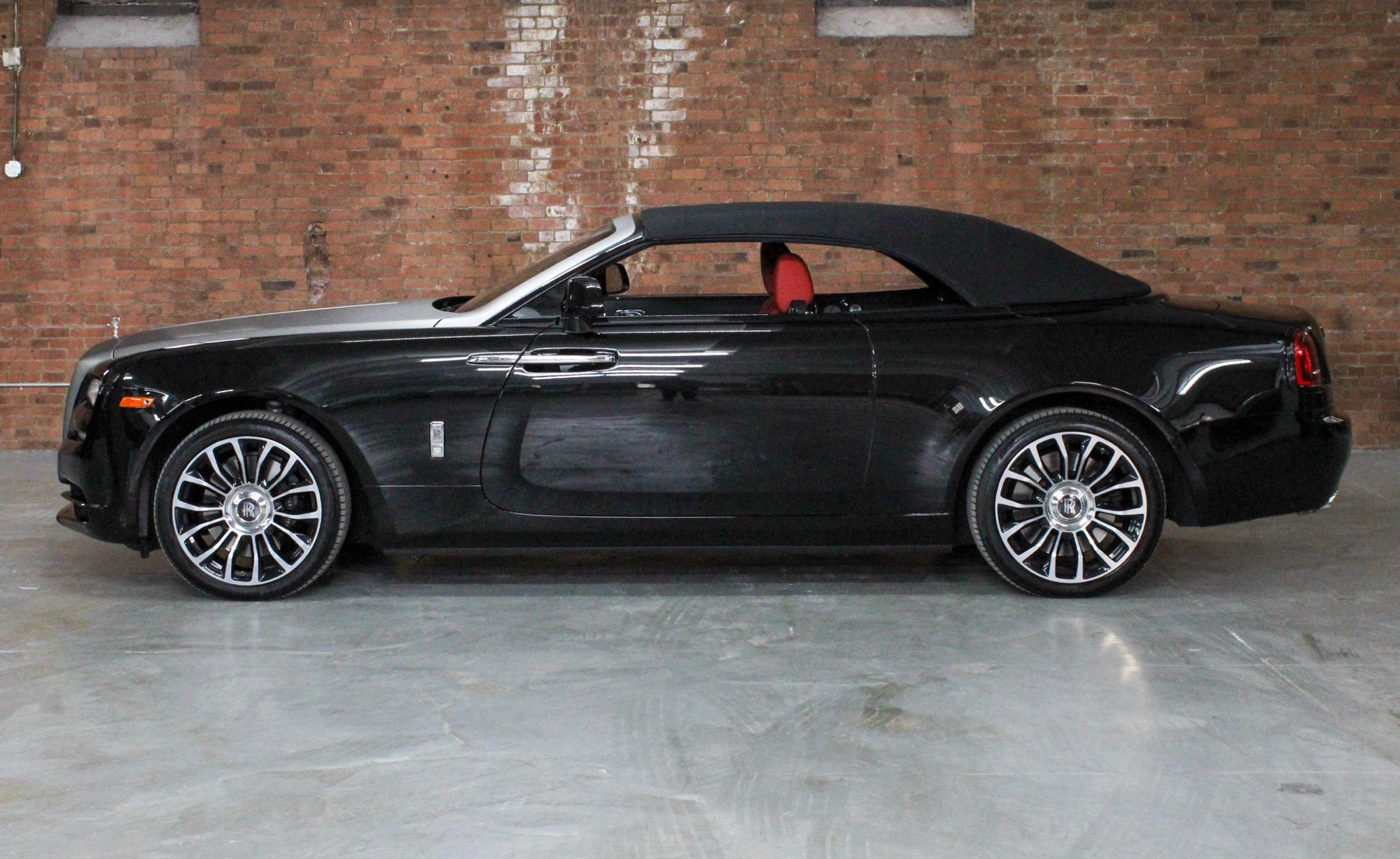 2019 Rolls Royce Dawn photo 7
