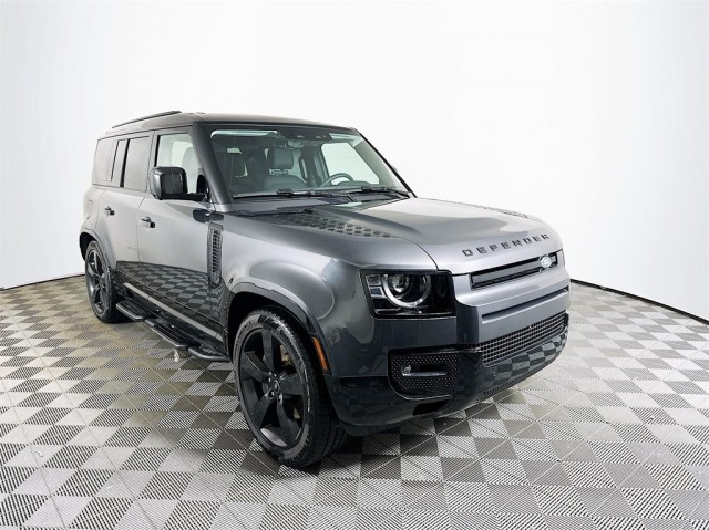 2025 Land Rover Defender 110 X-Dynamic SE