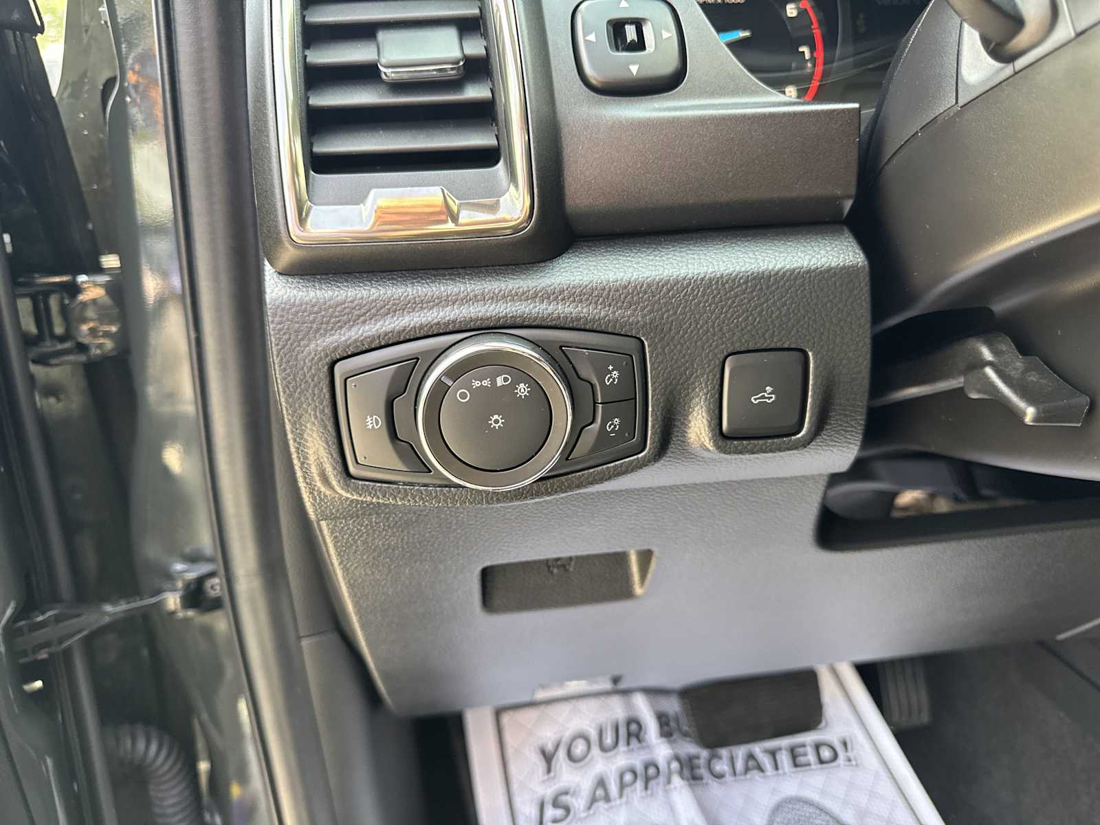 2022 Ford Ranger XLT photo 18