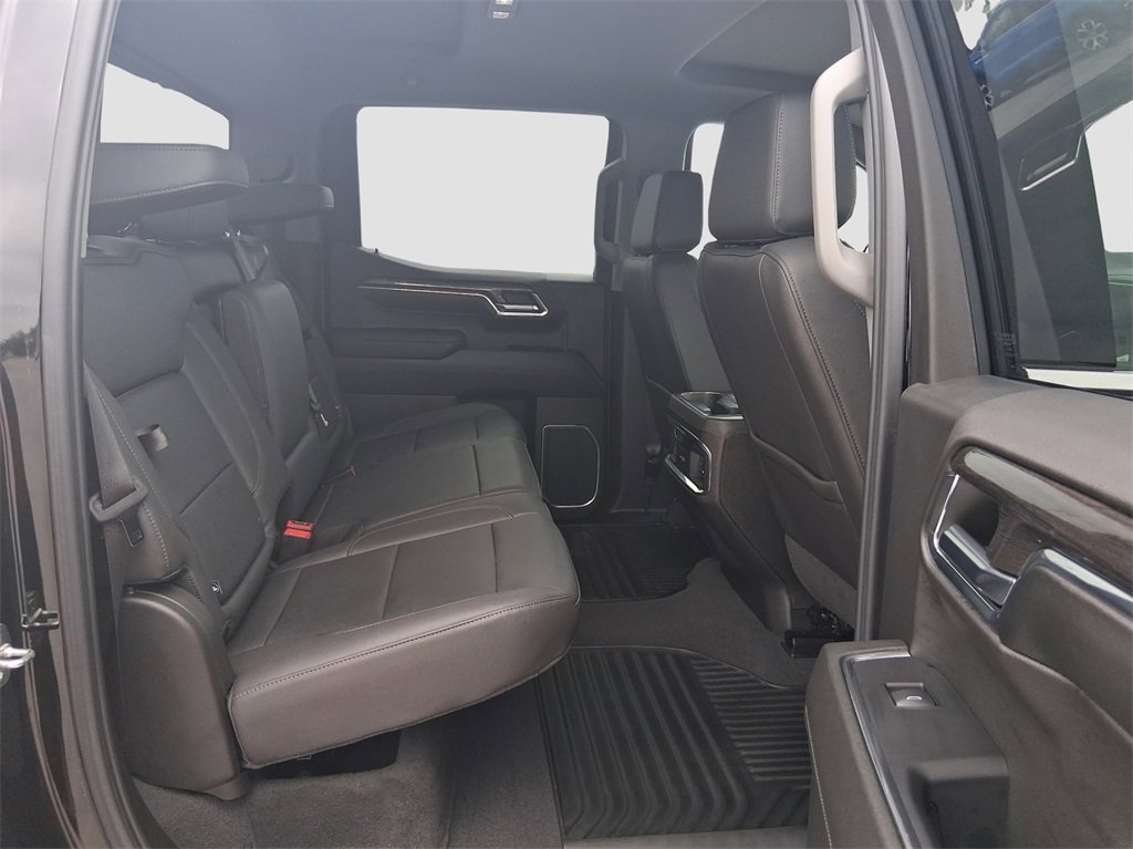 2023 Chevrolet Silverado 1500 LTZ photo 19