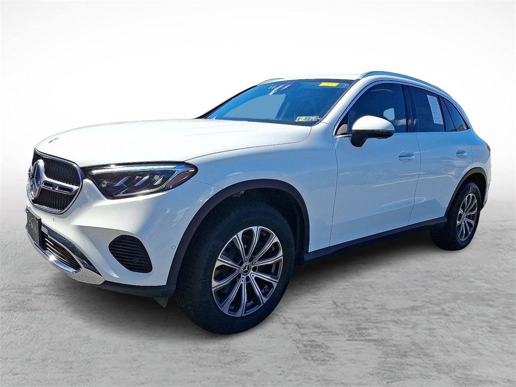 2024 Mercedes Benz GLC 300 4MATIC photo 2