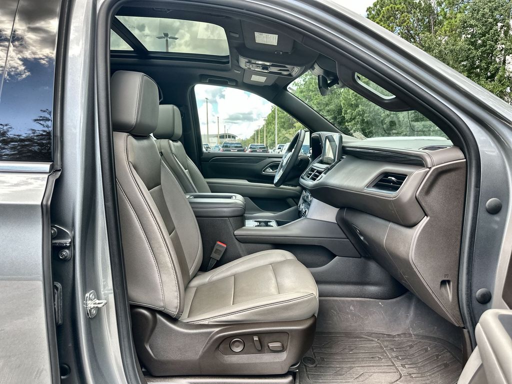2023 Gmc Yukon SLT photo 28