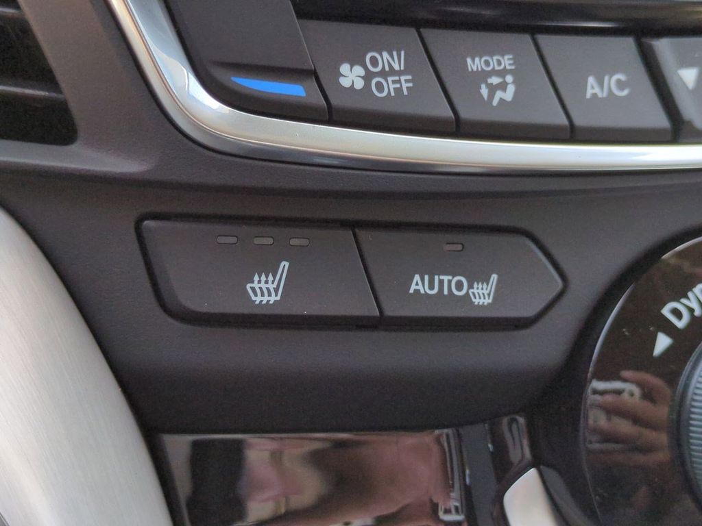 2025 Acura TLX Technology photo 22