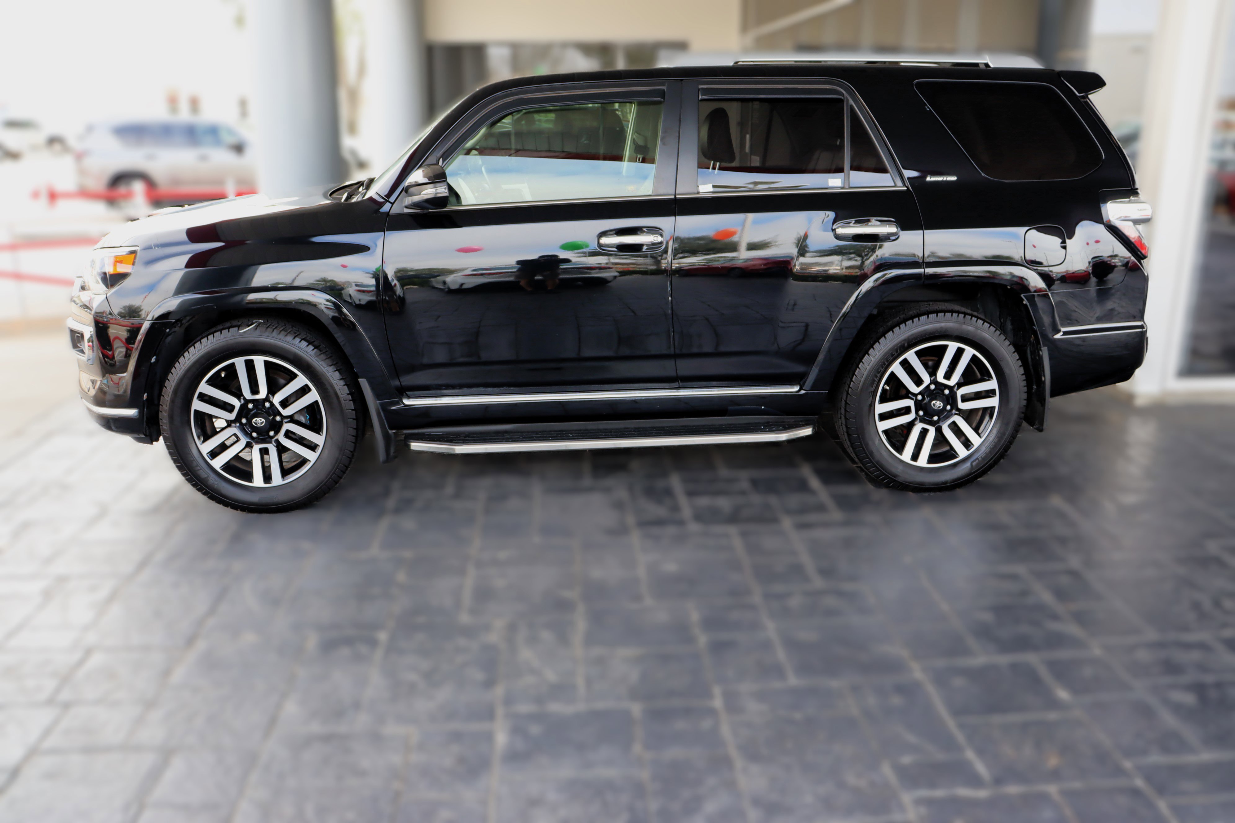 2019 Toyota 4Runner Limited photo 4