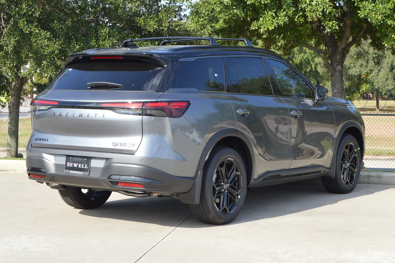 2026 Infiniti QX60 AWD photo 3