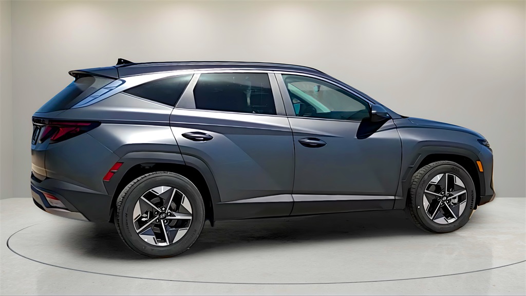 2025 Hyundai Tucson SEL photo 13