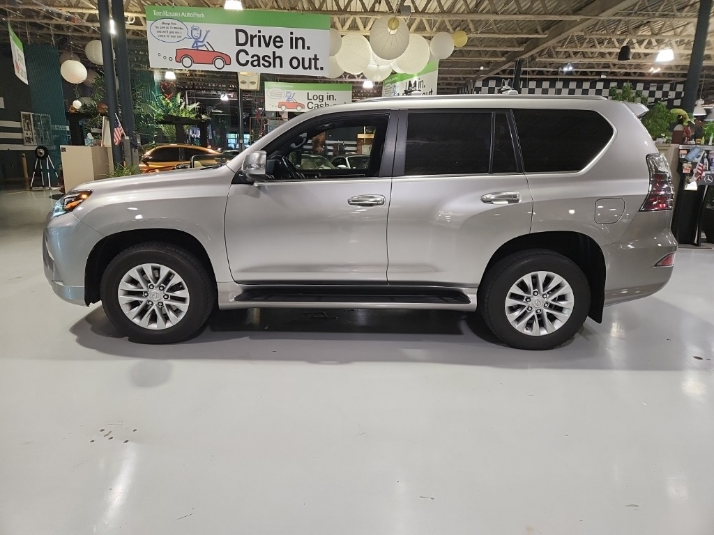2020 Lexus GX 460 photo 8