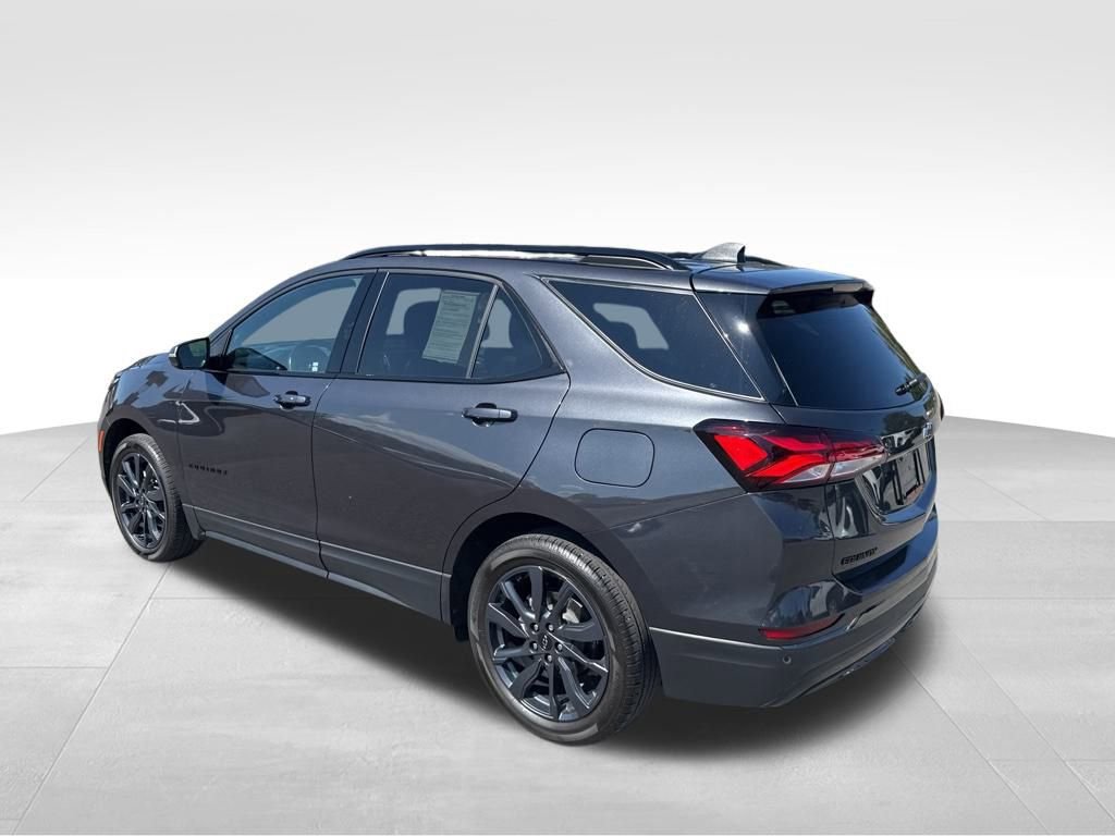 2022 Chevrolet Equinox RS photo 3