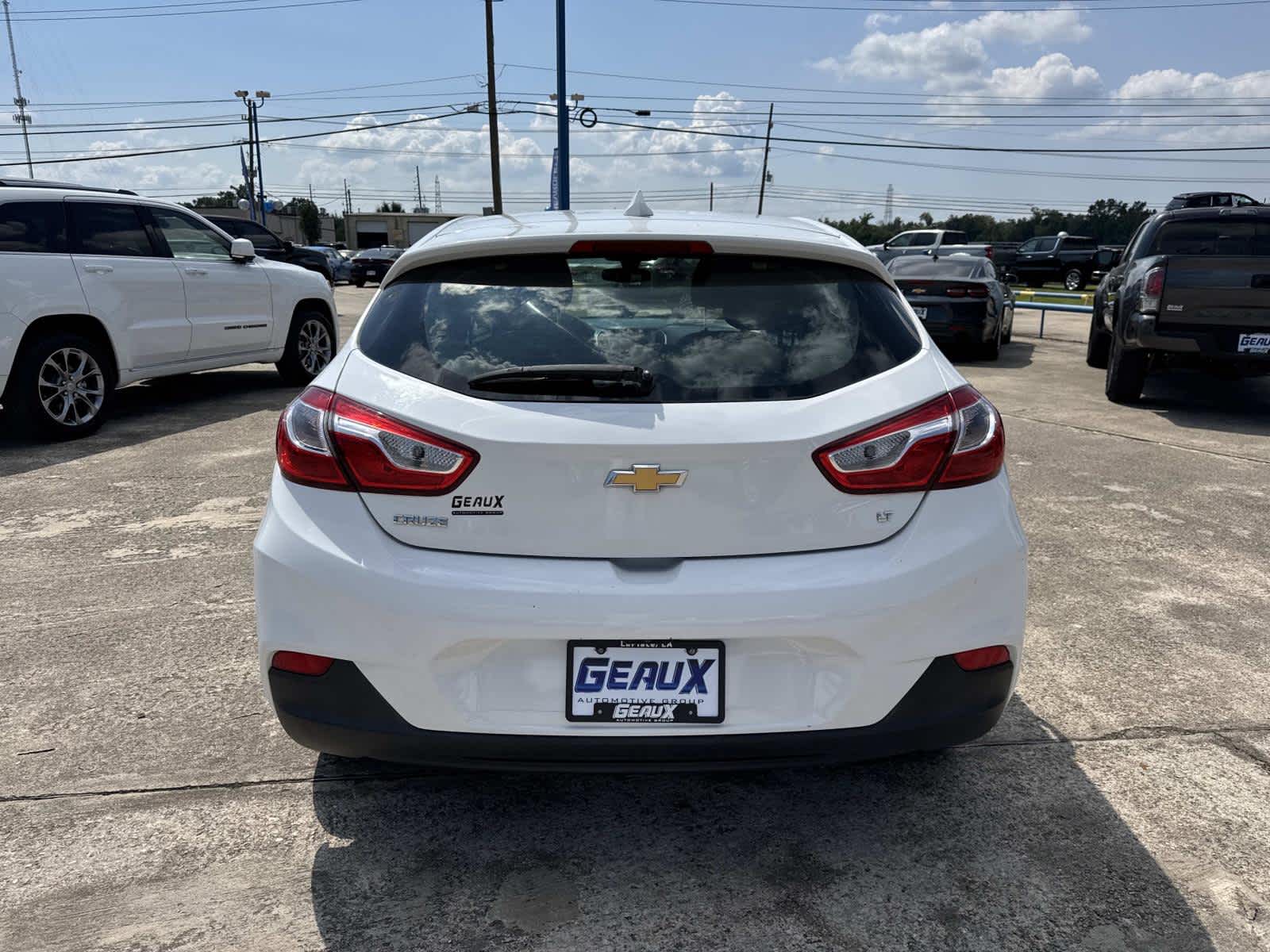 2018 Chevrolet Cruze LT photo 12