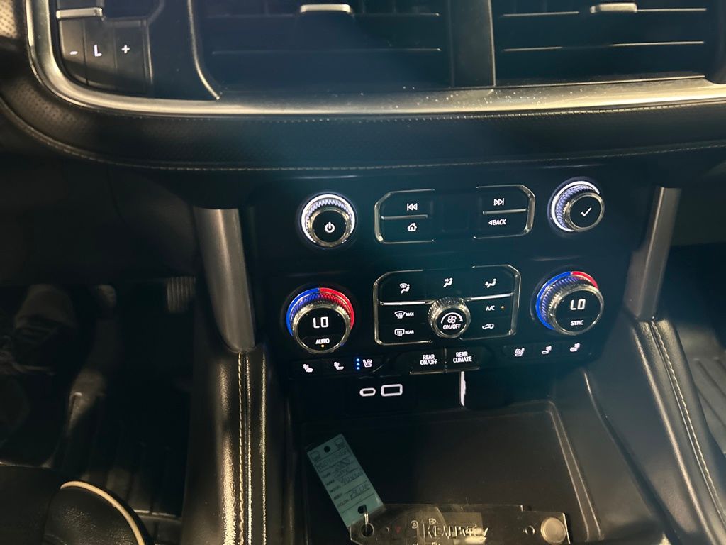 2022 Gmc Yukon XL SLT photo 27