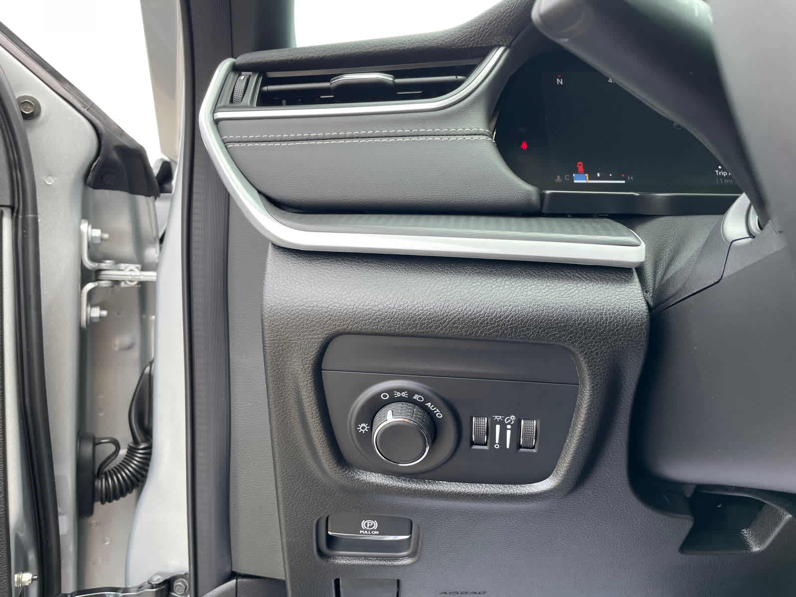 2025 Jeep Grand Cherokee Laredo X photo 17
