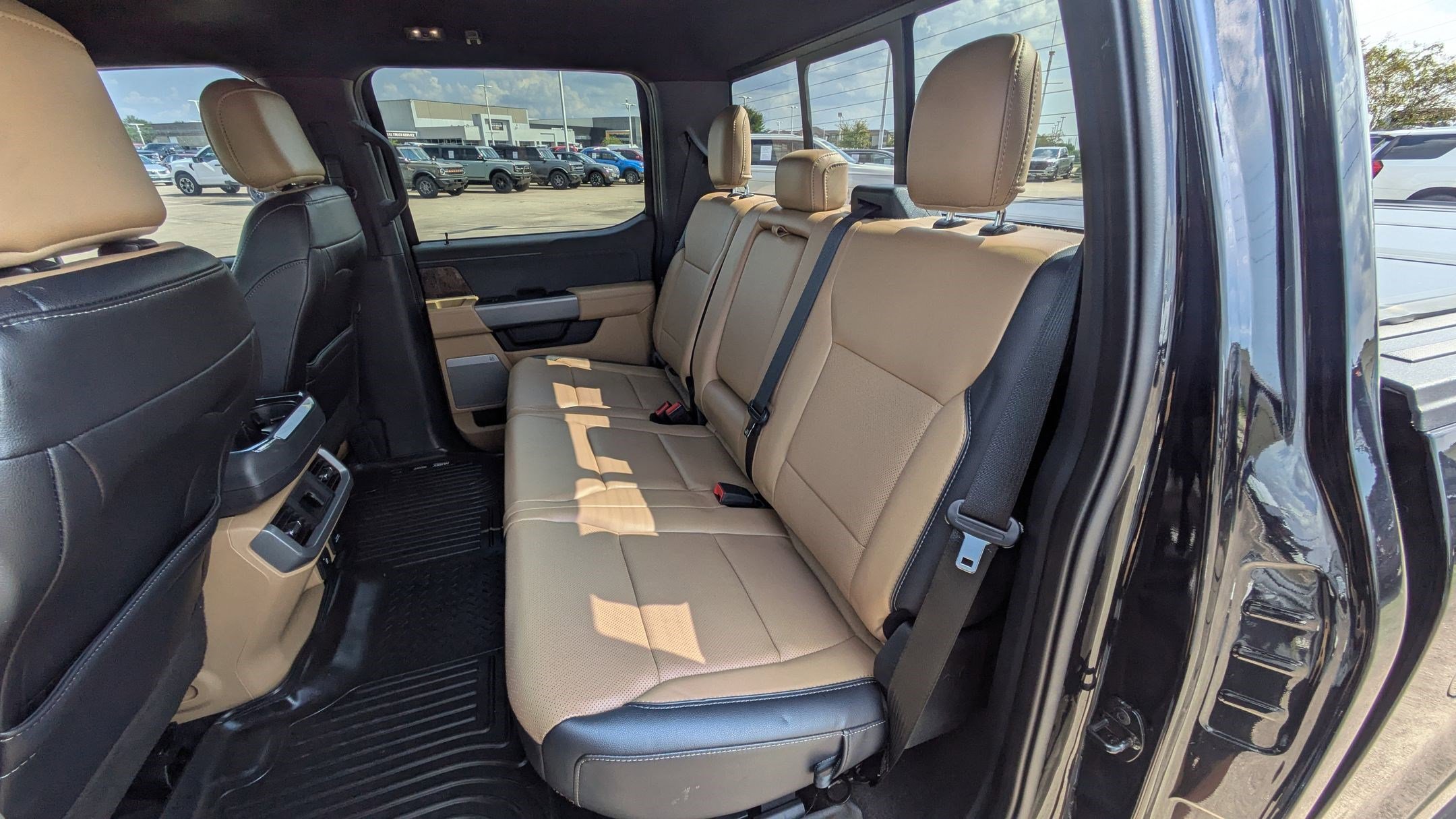 2021 Ford F-150 Lariat photo 27
