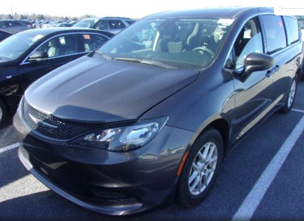 Pre-Owned 2023 Chrysler Voyager LX's photo