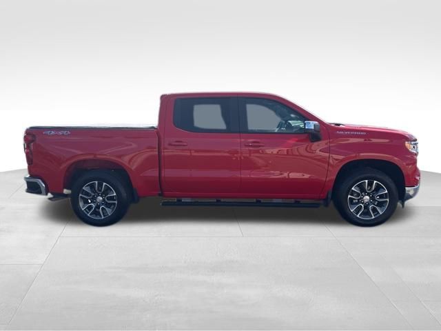 2025 Chevrolet Silverado 1500 LT photo 3