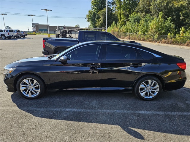 2018 Honda Accord LX photo 2