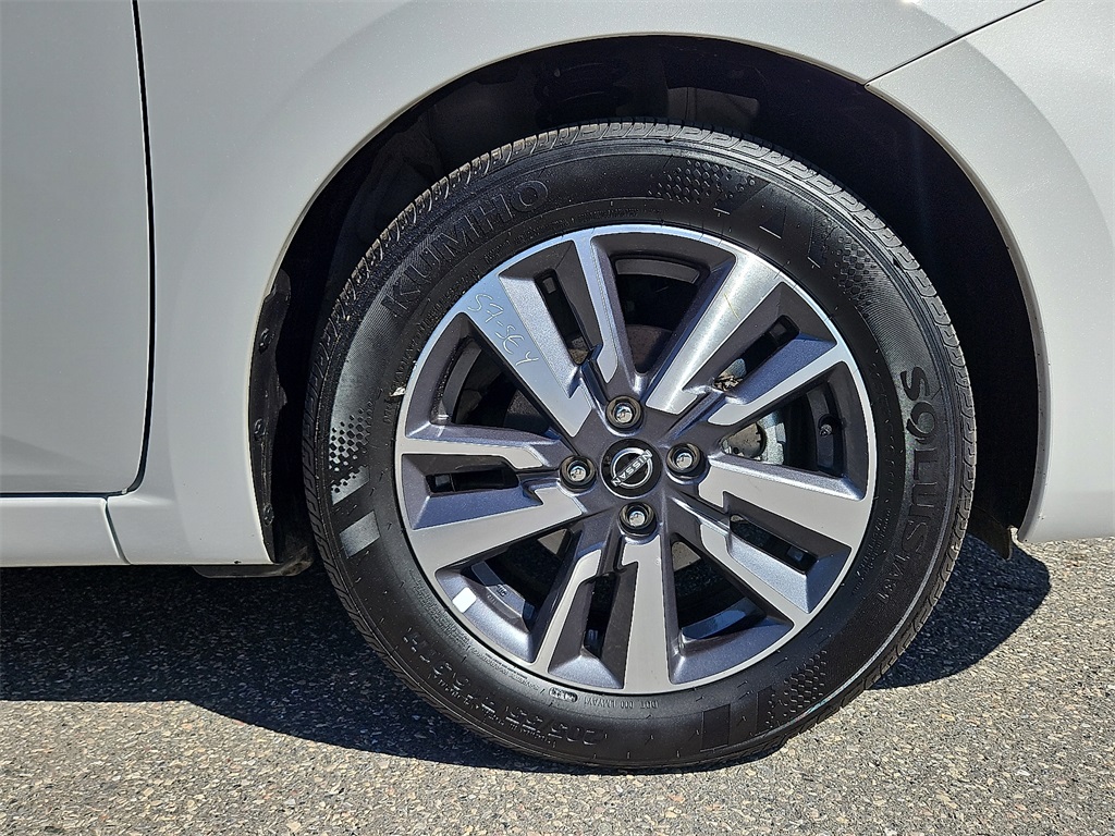2025 Nissan Versa 1.6 SV photo 28