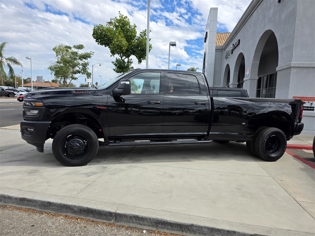 2026 Ram 3500 Tradesman photo 3
