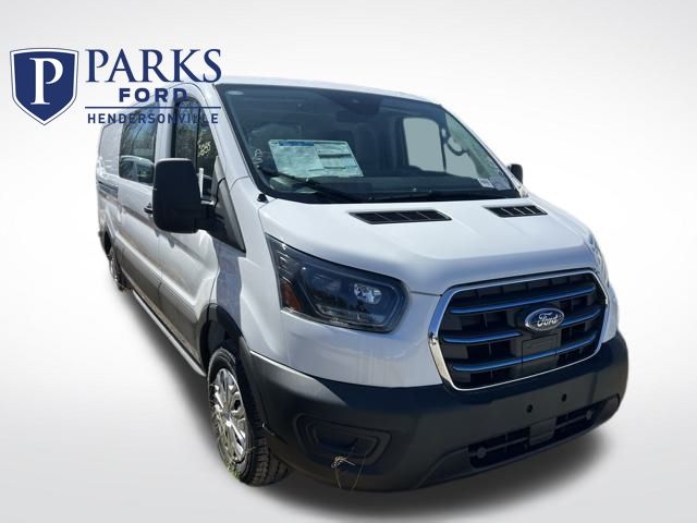2024 Ford E-Transit Cargo Van Base's photo