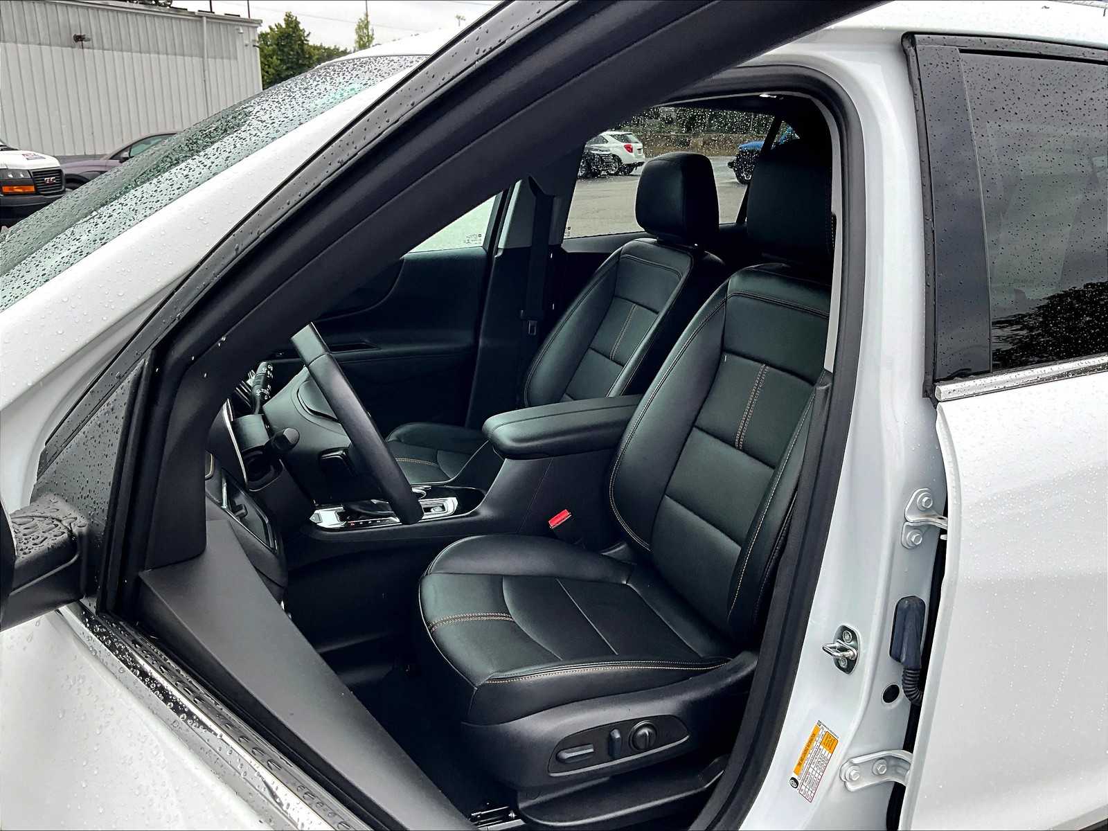 2022 Chevrolet Equinox Premier photo 3