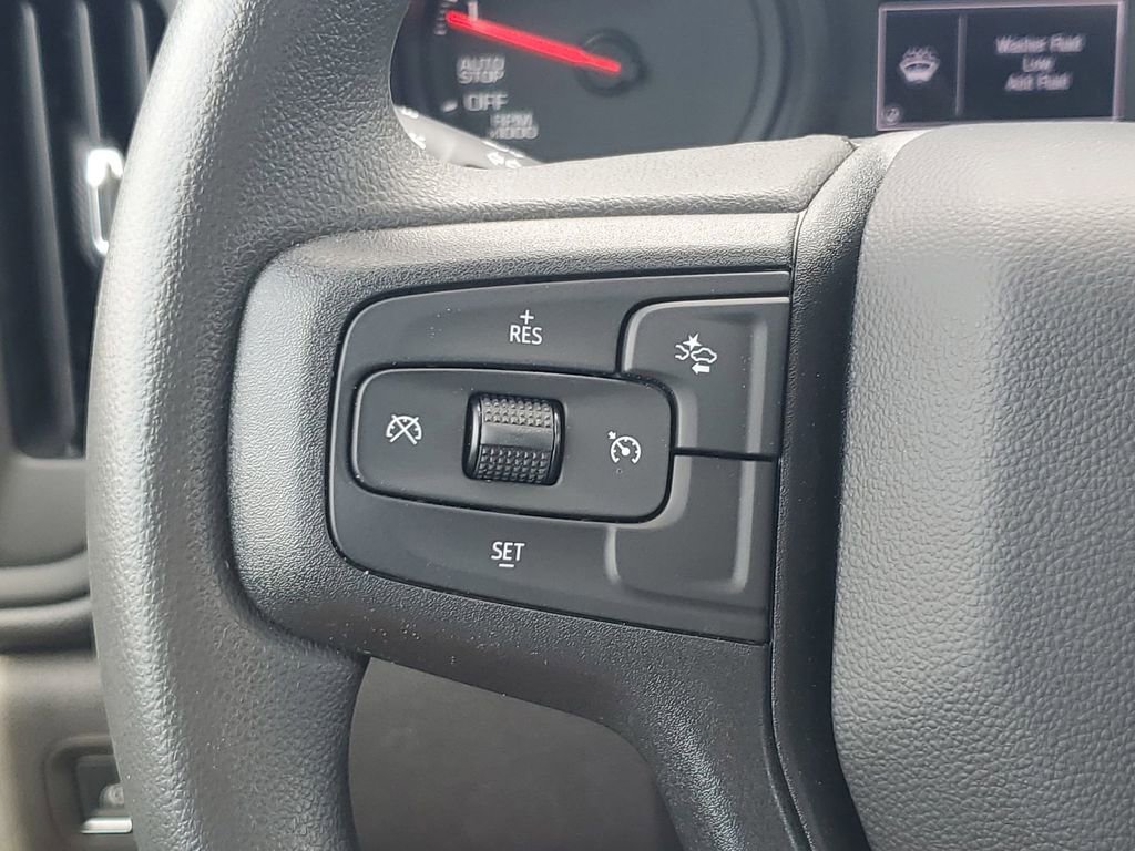 2025 Chevrolet Silverado 1500 Custom photo 29