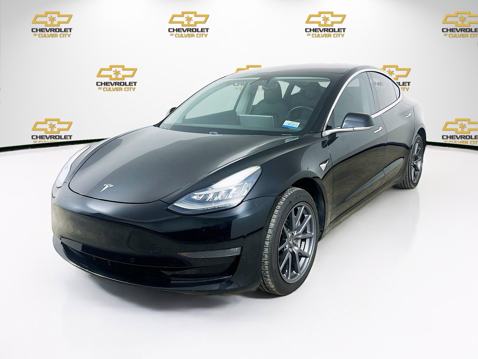 2018 Tesla Model 3 Long Range photo 3