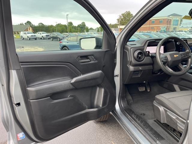 2025 Chevrolet Colorado Work Truck photo 4