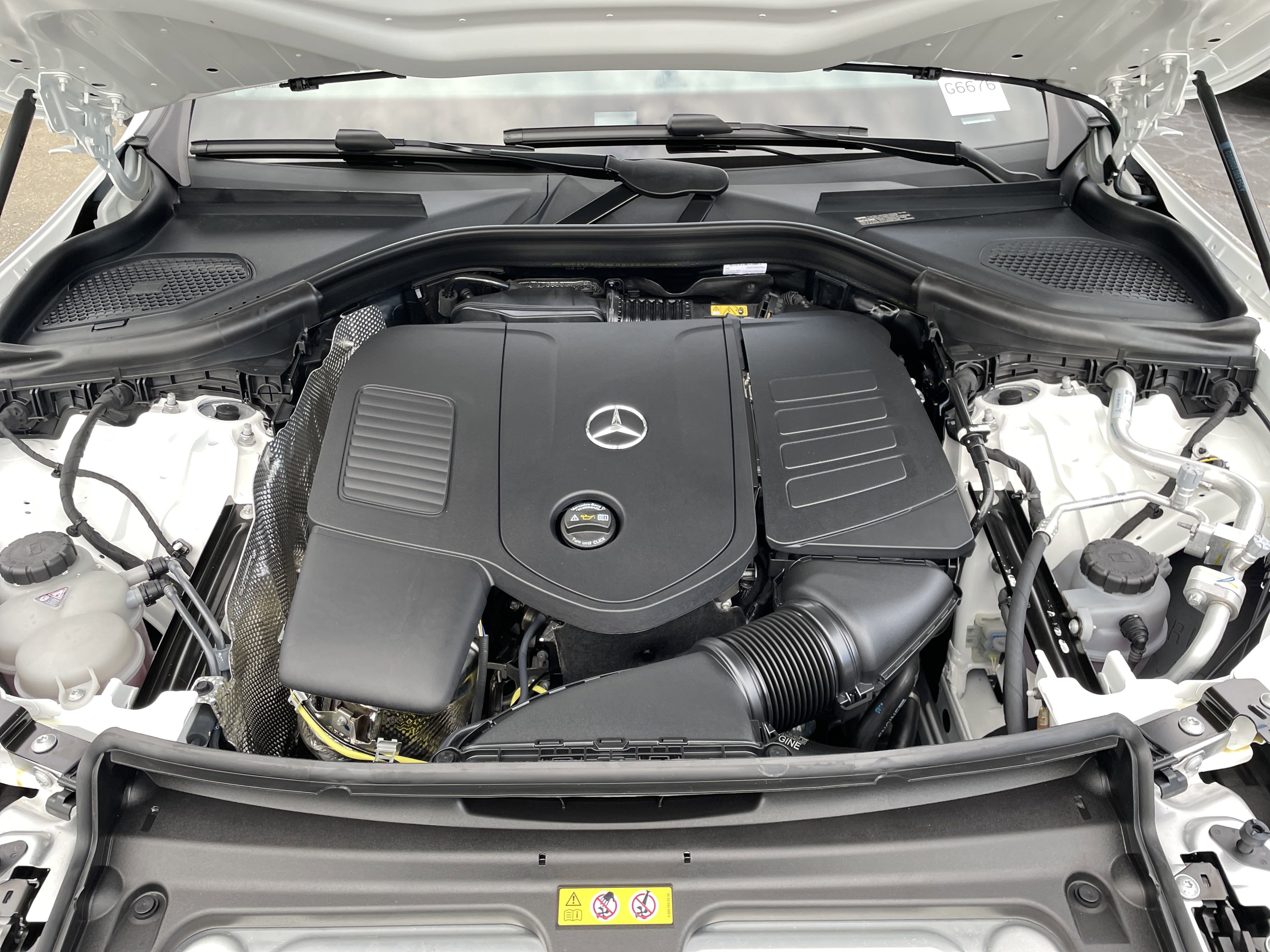 2026 Mercedes Benz GLC 300 photo 28