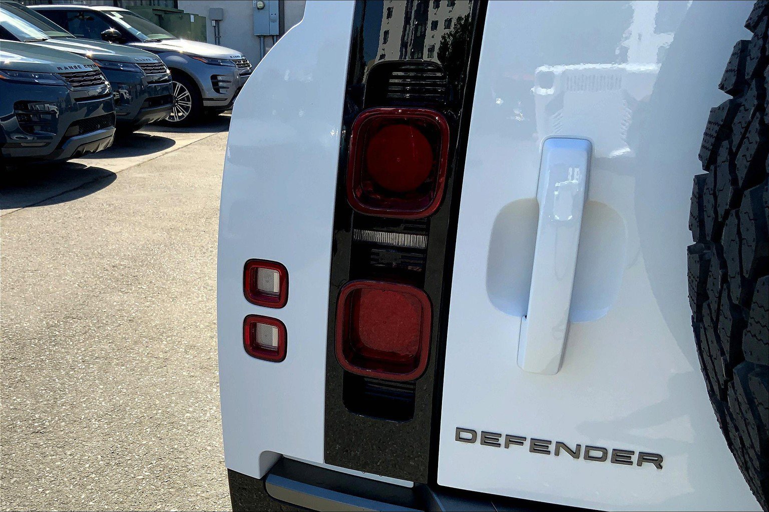 2024 Land Rover Defender Outbound photo 25
