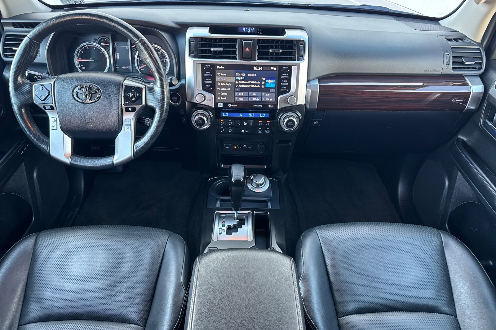 2023 Toyota 4Runner Limited photo 2