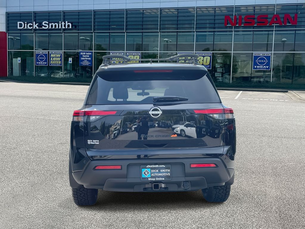 2025 Nissan Pathfinder Rock Creek photo 4