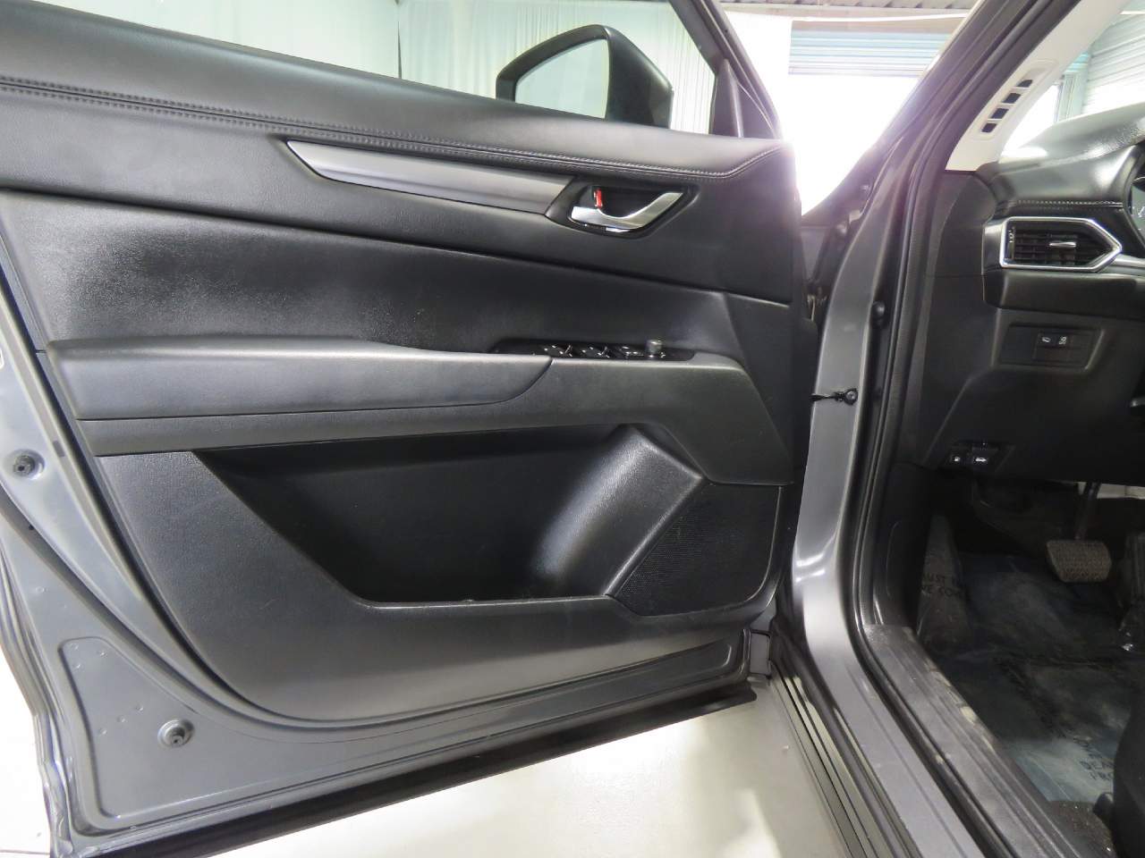 2023 Mazda CX-5 2.5 Select photo 14