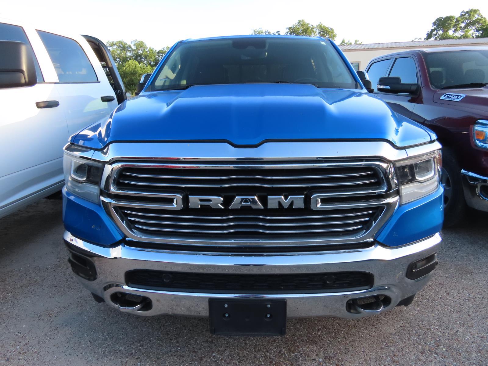 2022 Ram 1500 Laramie photo 2