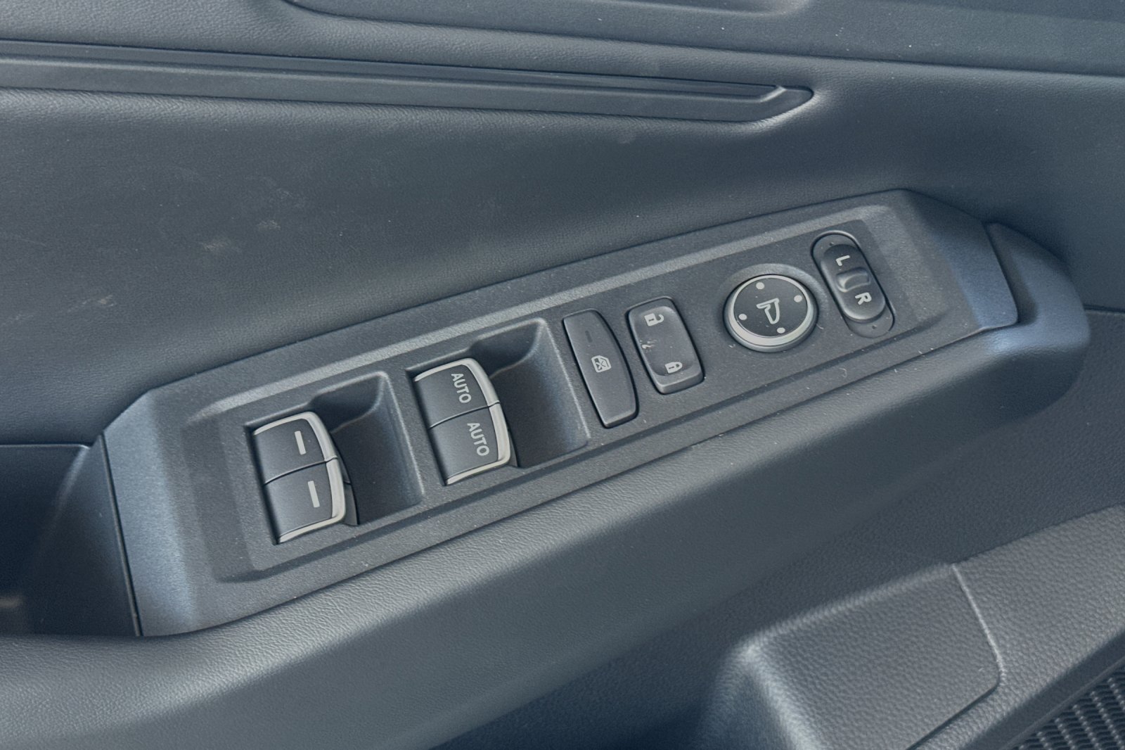2025 Honda Accord SE photo 11