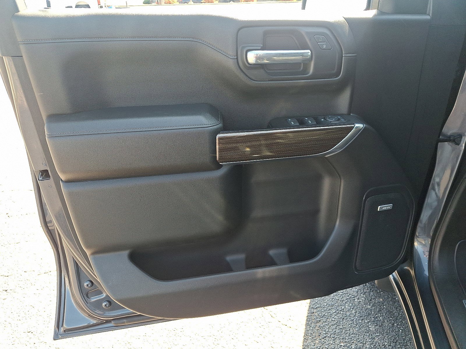 2022 Chevrolet Silverado 1500 RST photo 12