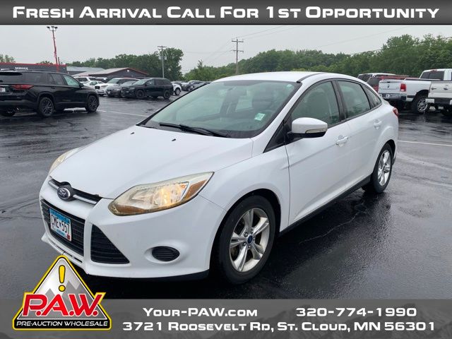 2014 Ford Focus SE photo 4