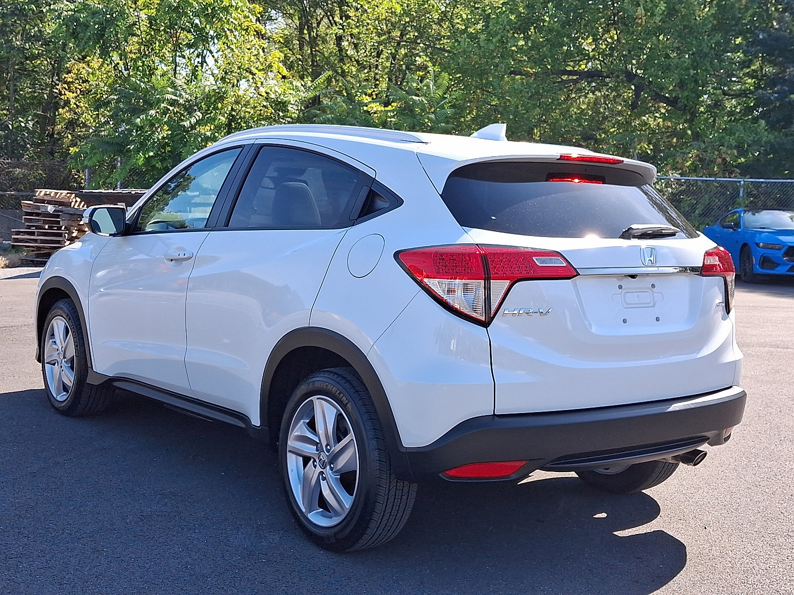 2019 Honda HR-V EX-L photo 4