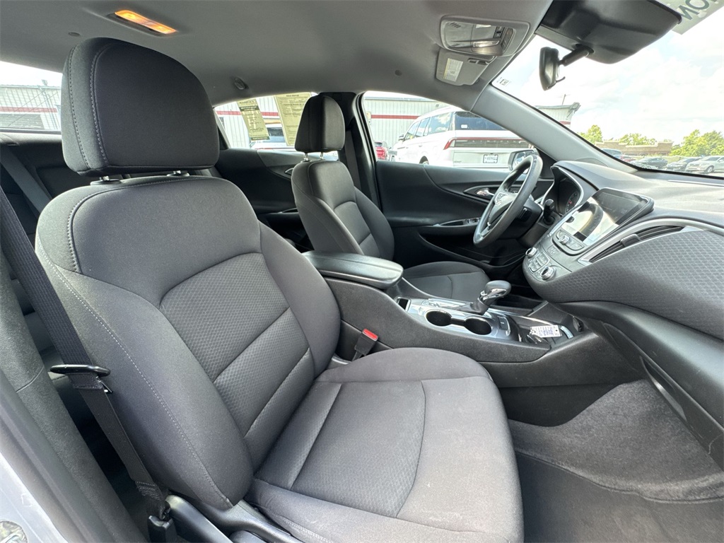 2023 Chevrolet Malibu 1LT photo 23