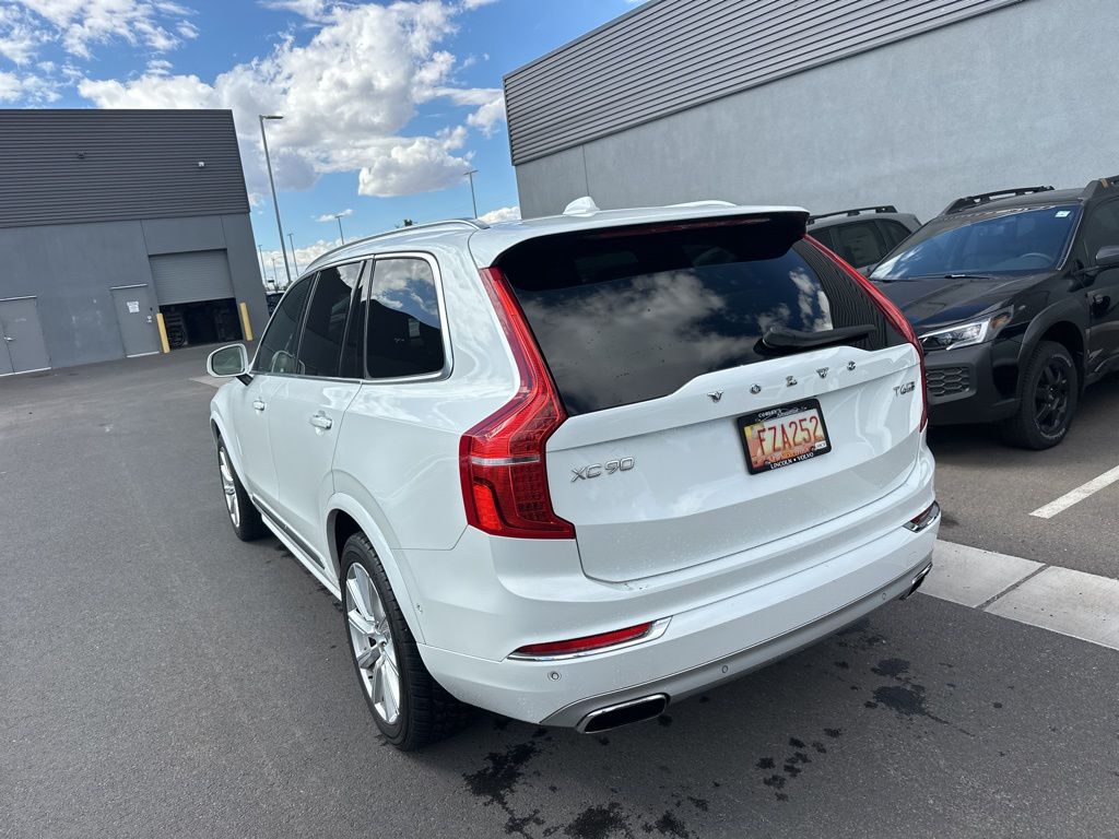 2017 Volvo XC90 T6 Inscription photo 4