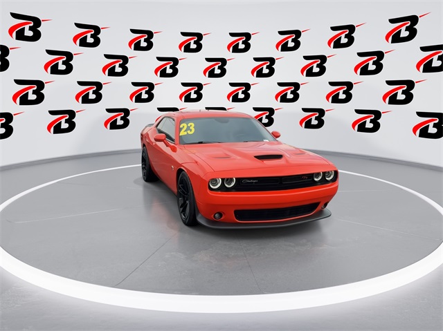 2023 Dodge Challenger R/T Scat Pack photo 3