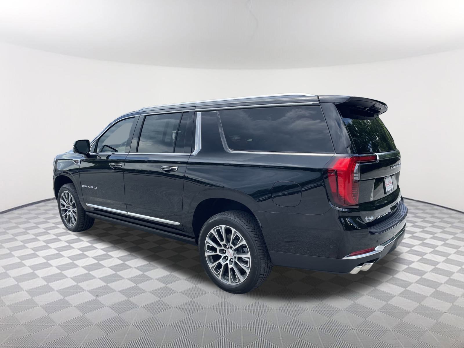 2025 Gmc Yukon XL Denali photo 2
