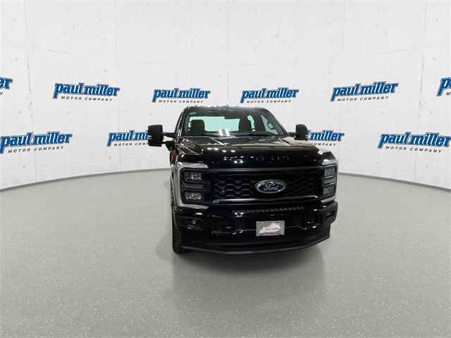 2025 Ford F-250 XL photo 3