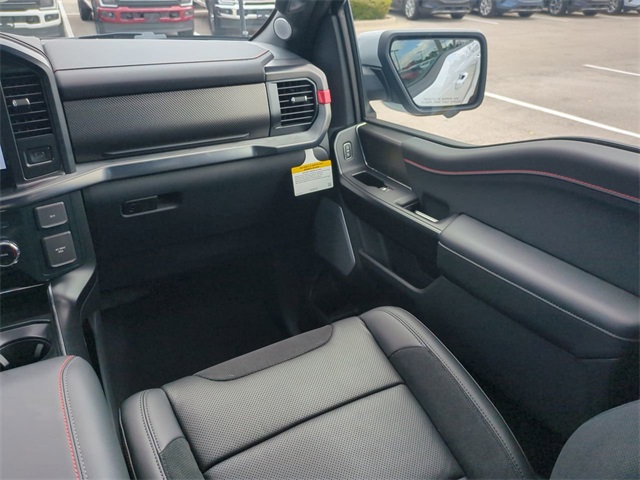 2025 Ford F-150 Raptor photo 15