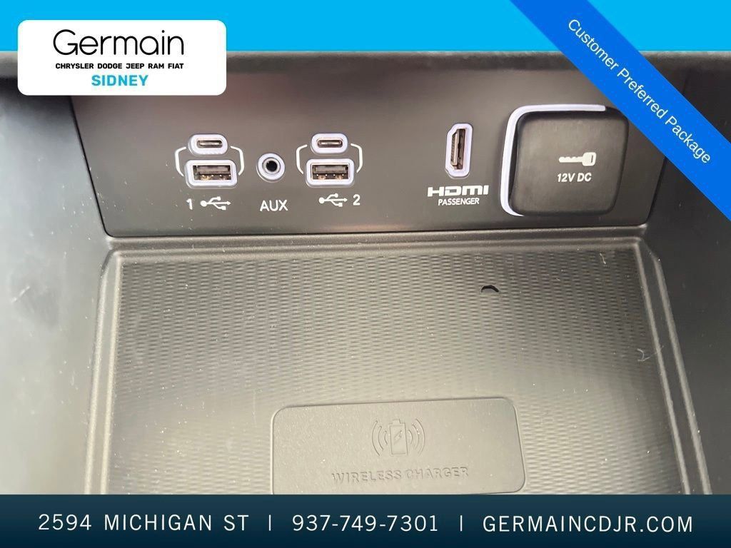 2023 Jeep Cherokee Base photo 24