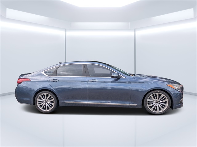 2015 Hyundai Genesis 5.0 photo 2