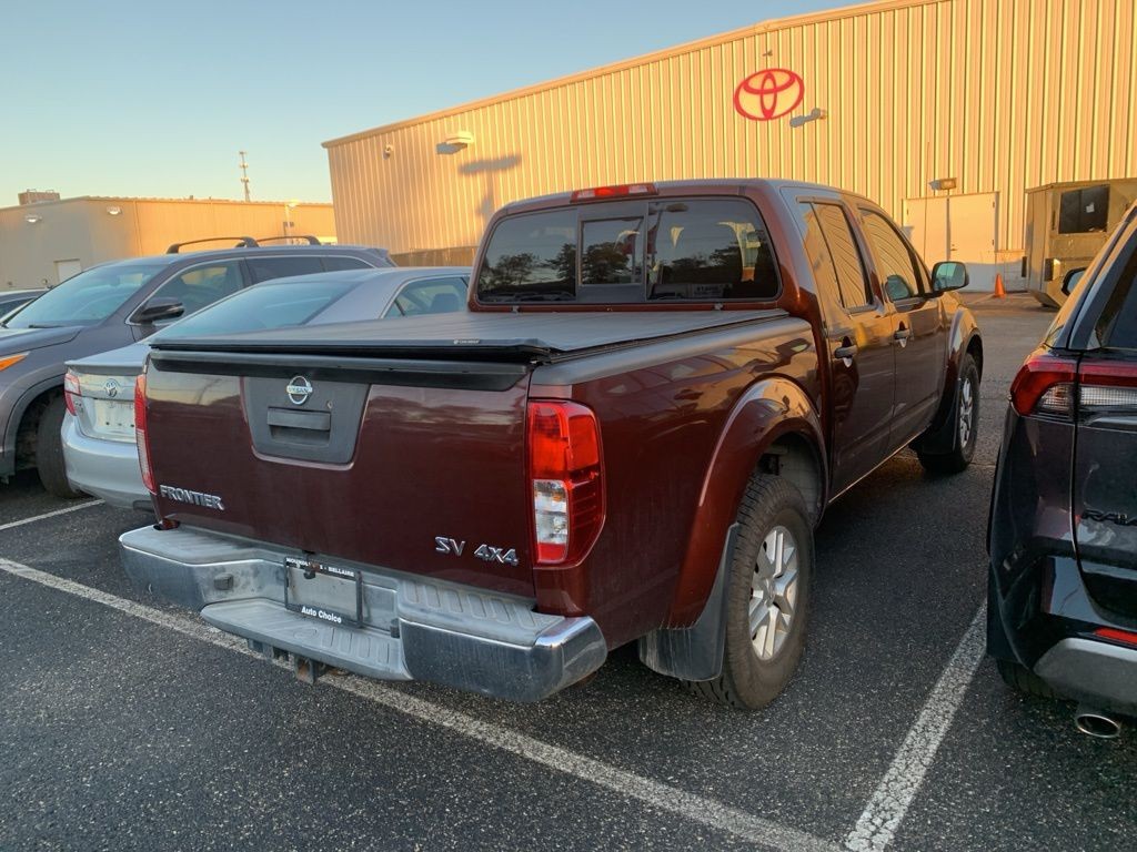 2017 Nissan Frontier SV photo 4
