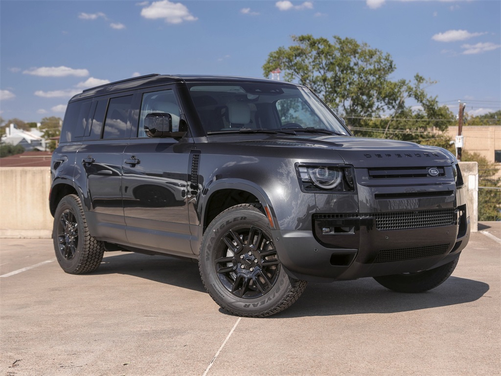 2026 Land Rover Defender 110 S photo 11