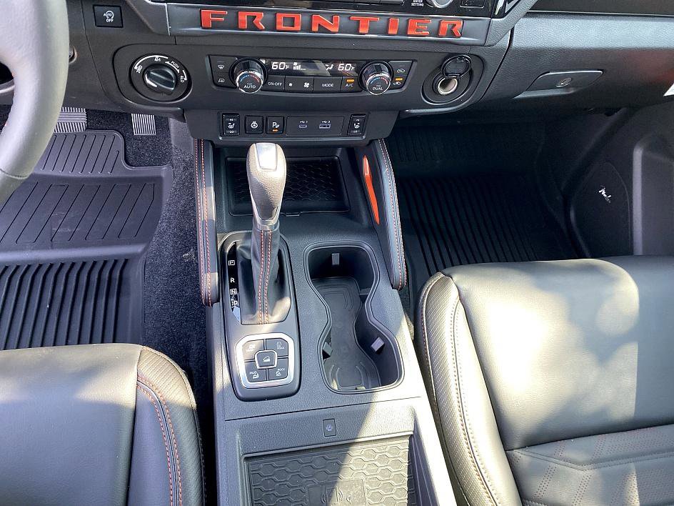 2026 Nissan Frontier Crew Cab PRO-4X photo 13